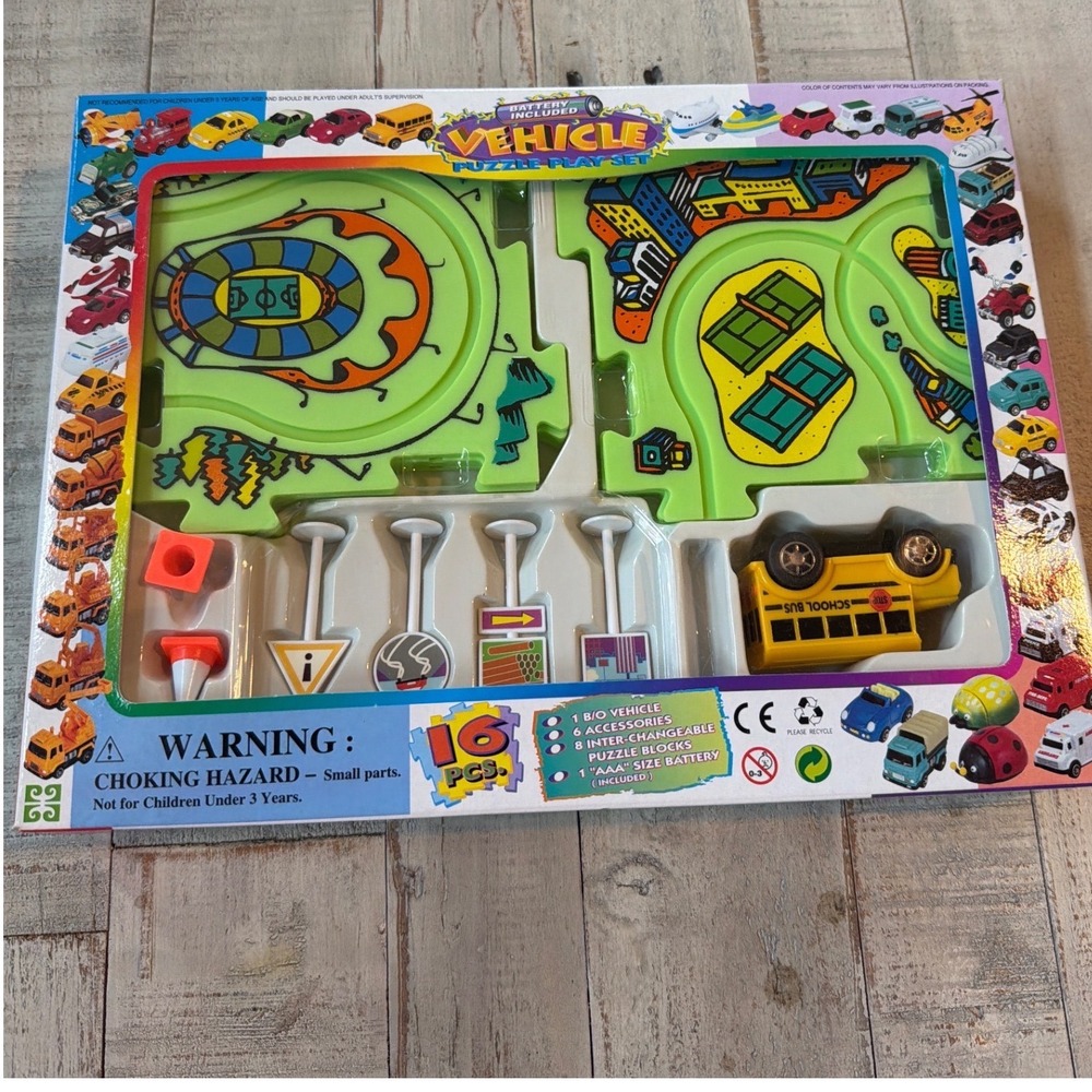 Vehicle Puzzle Play Set 16 Pcs Battery School Bus Track City Toy Electronic NEW